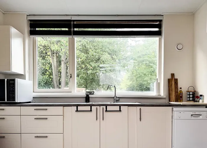 Casa vacanze Business In Dordrecht For Expats