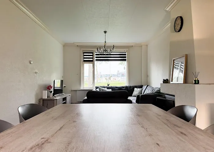 Business In For Expats * Dordrecht