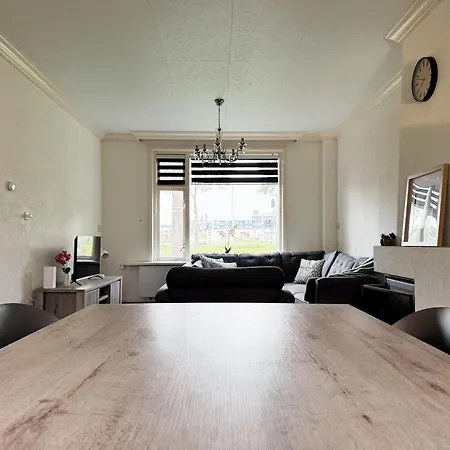 Business In For Expats * Dordrecht